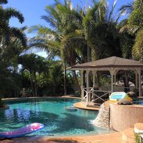 Kihei Oasis Swimming Pool and Gazebo